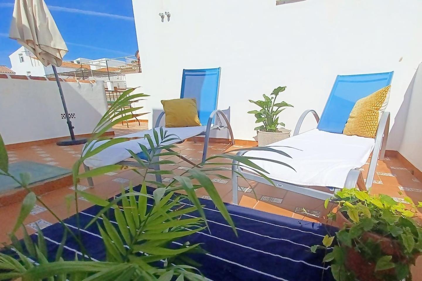 Tipica Casa En Frigiliana Con Patio Y Terraza Apartment Bagian luar foto