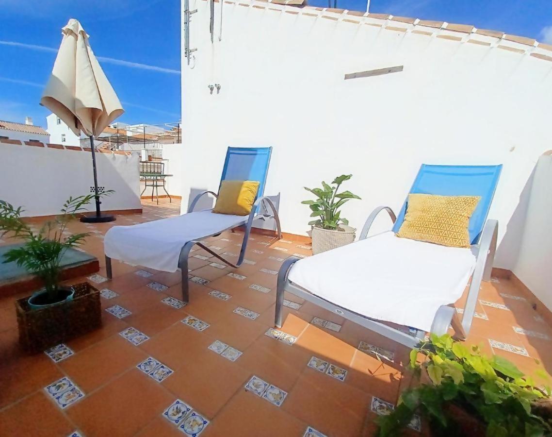 Tipica Casa En Frigiliana Con Patio Y Terraza Apartment Bagian luar foto