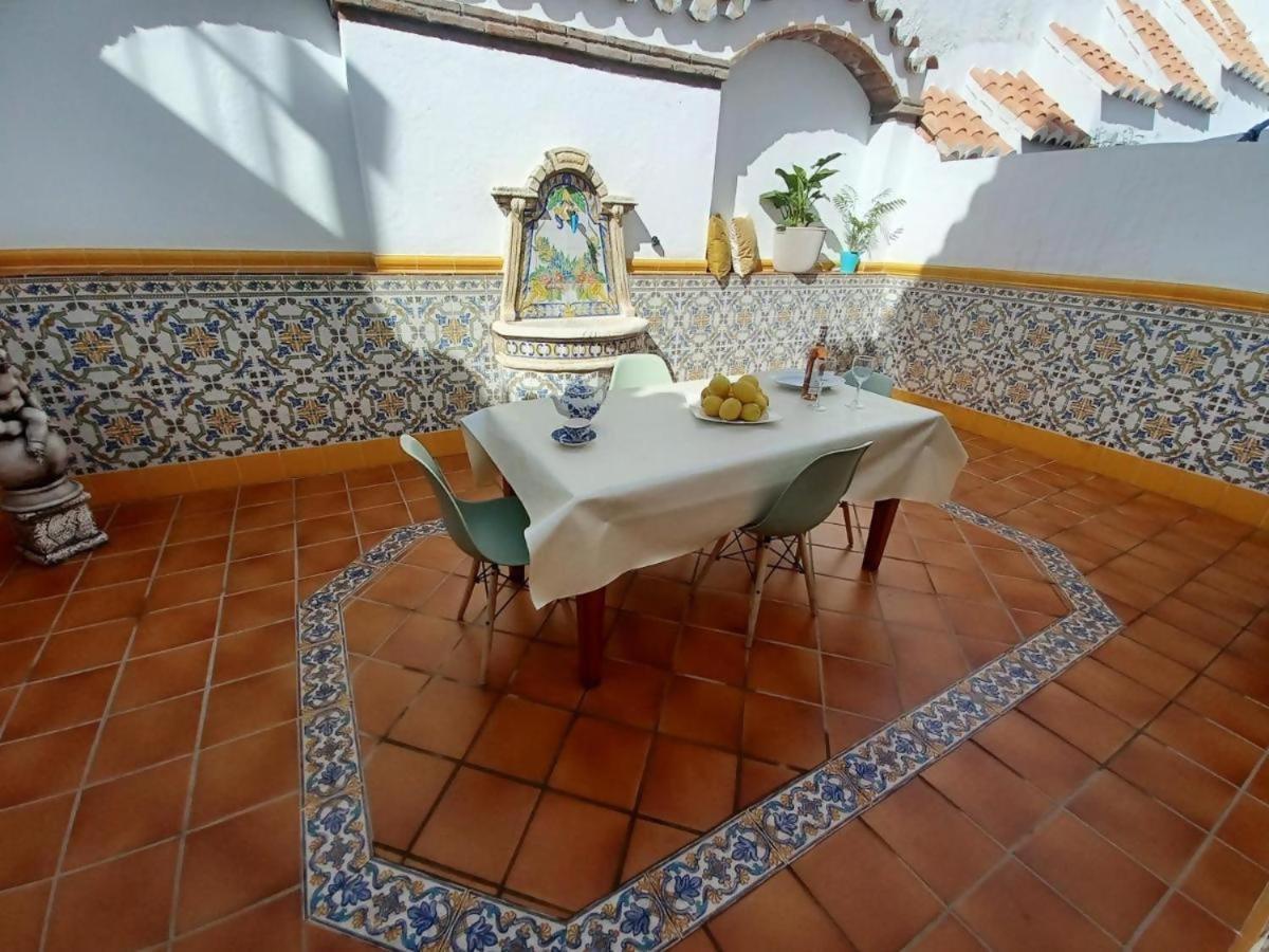 Tipica Casa En Frigiliana Con Patio Y Terraza Apartment Bagian luar foto